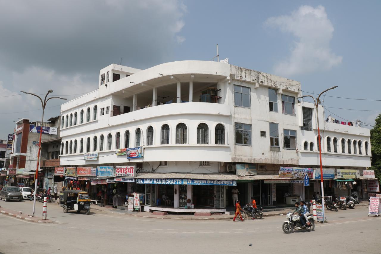 Hotel Ganesh & Restaurant Chittorgarh Exterior photo